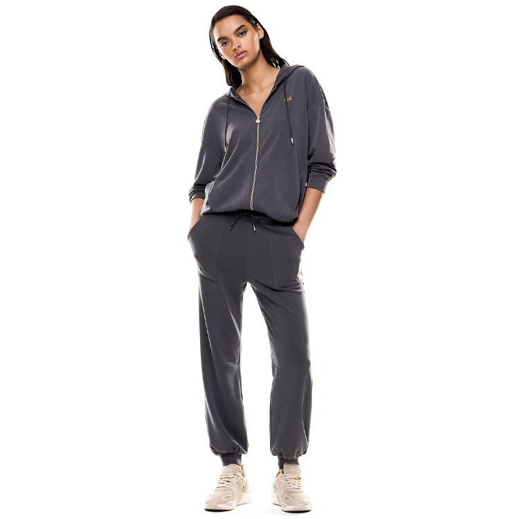 Брюки EA7 EMPORIO ARMANI TRAIN CORE LADY RELAX W PANT photo 3