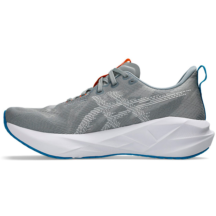 Кроссовки Asics NOVABLAST 5 photo 3
