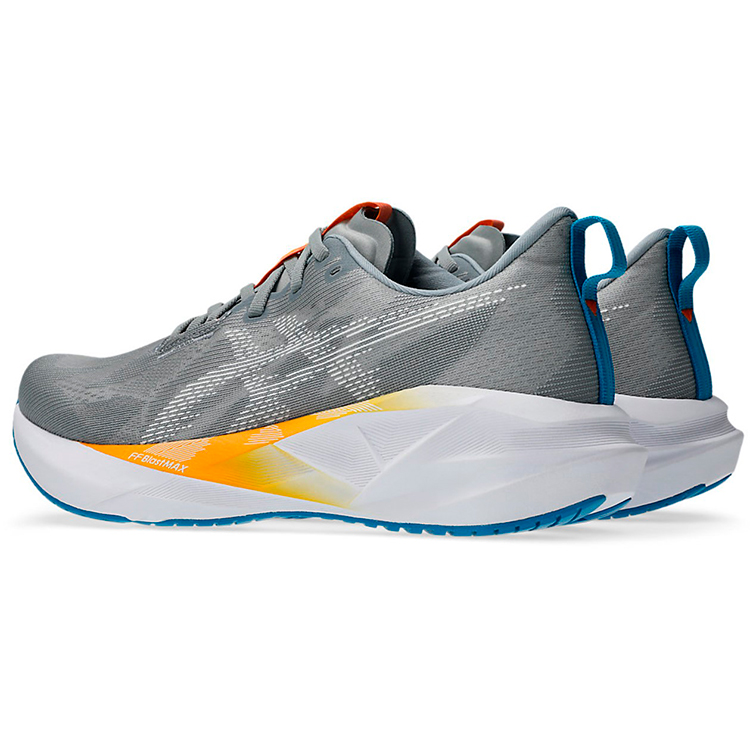 Кроссовки Asics NOVABLAST 5 photo 5