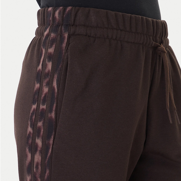 Брюки Adidas SEASONAL ESSENTIALS LEOPARD photo 7