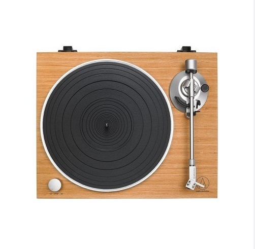 Player de vinil Audio-Technica AT-LPW30TK photo 1 Player de vinil Audio-Technica AT-LPW30TK photo 1