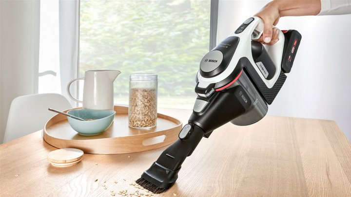 Пылесос вертикальный Bosch BSS8224 / Вт / Black photo 8