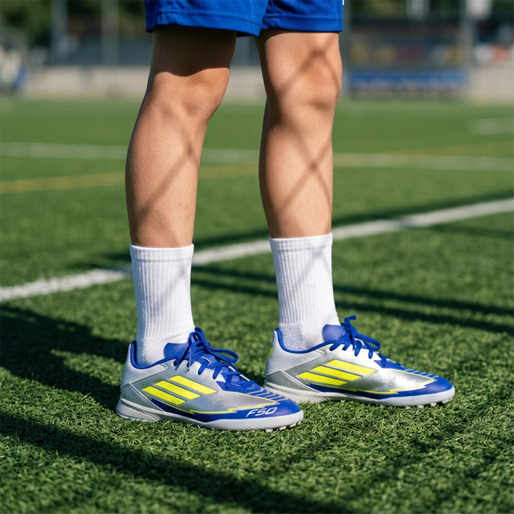 Ghete pentru fotbal Adidas F50 LEAGUE TF photo 6