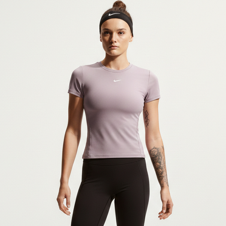 Футболка Nike One Fitted photo 1