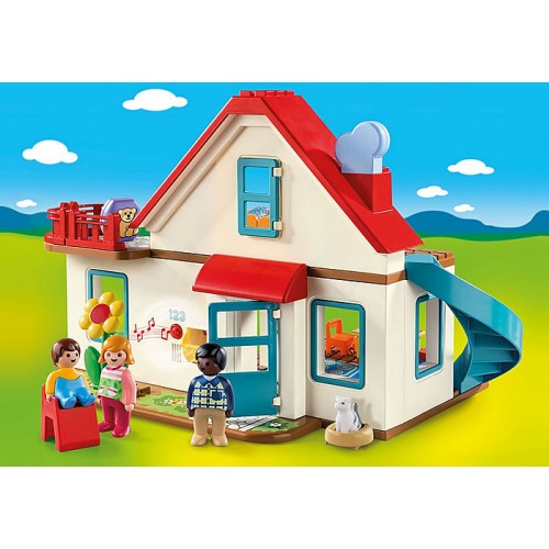 PM70129 Family Home photo 1