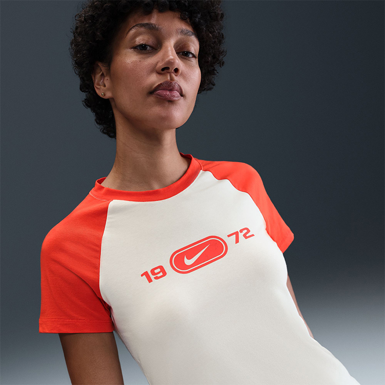 Tricou Nike W NSW NK CHLL KNT TEE RGLN M Bej Femei photo 2