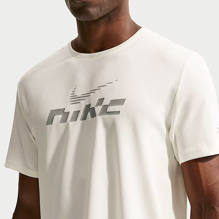 Футболка Nike Miler Flash Dri-FIT photo 2