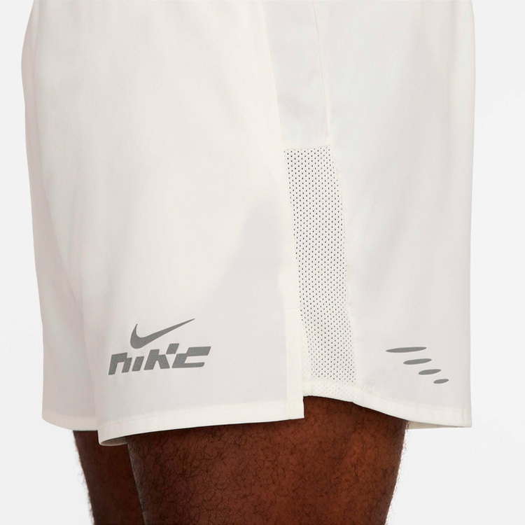 Sorti Nike Challenger Flash photo 8
