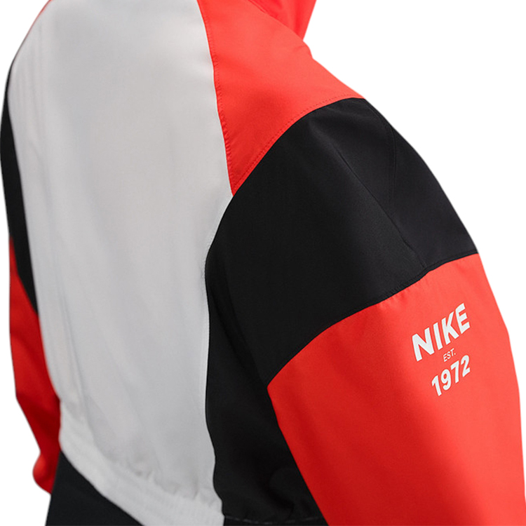 Jacheta Nike W NSW CLSSC WVN REMIX LTWT PO XS Bej Femei photo 5