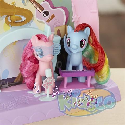 MLP BEATS AND TREATS MAGICAL CLASSROOM photo 1