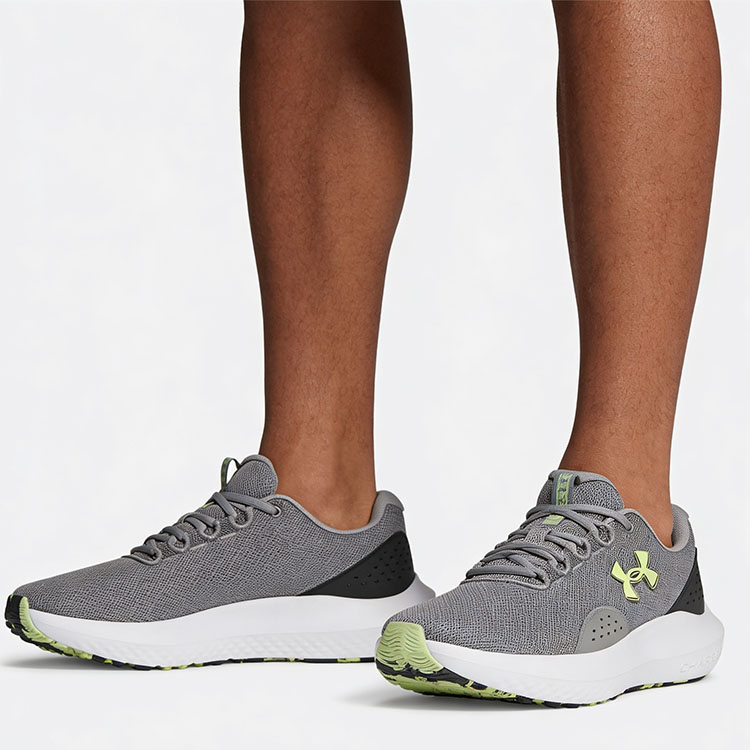 Кроссовки Under Armour Charged Surge 4 photo 2