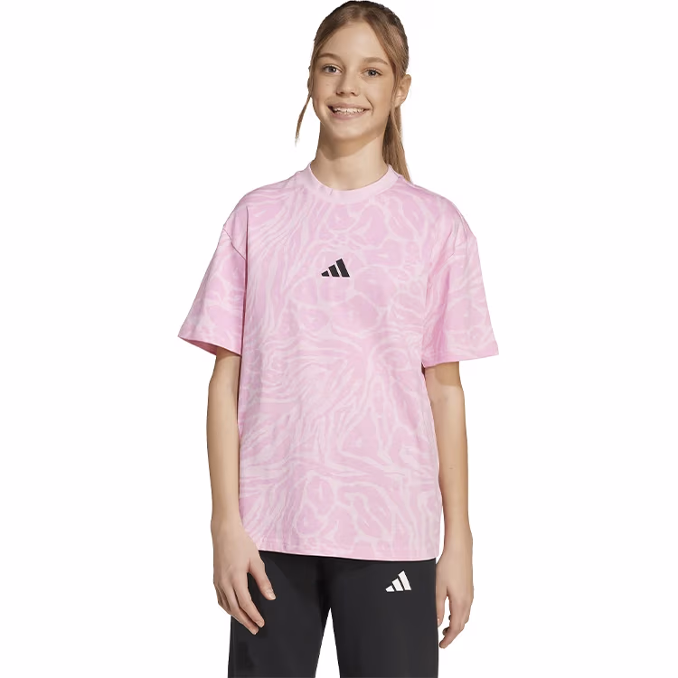 Футболка Adidas FUTURE ICONS 