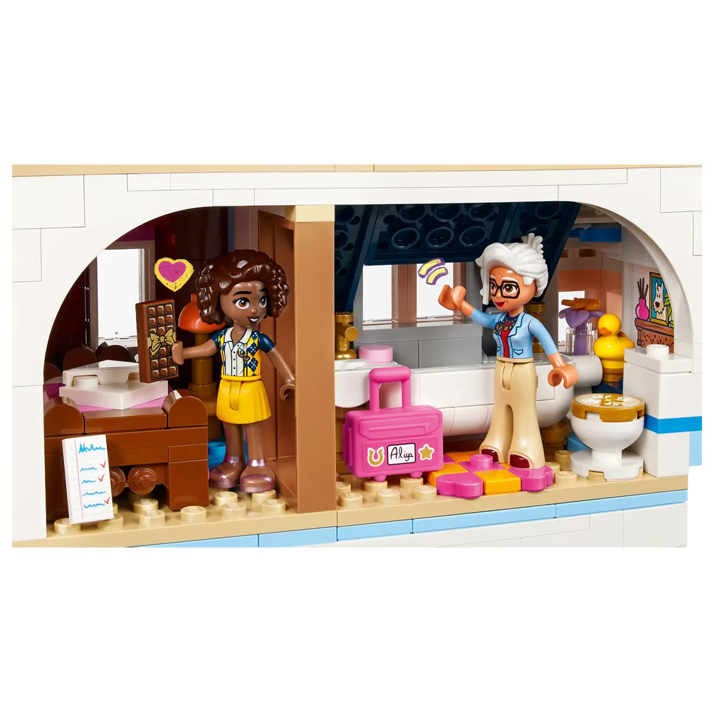 Конструктор Lego Friends Castle Bed and Breakfast
 42638  от 12+ лет photo 6