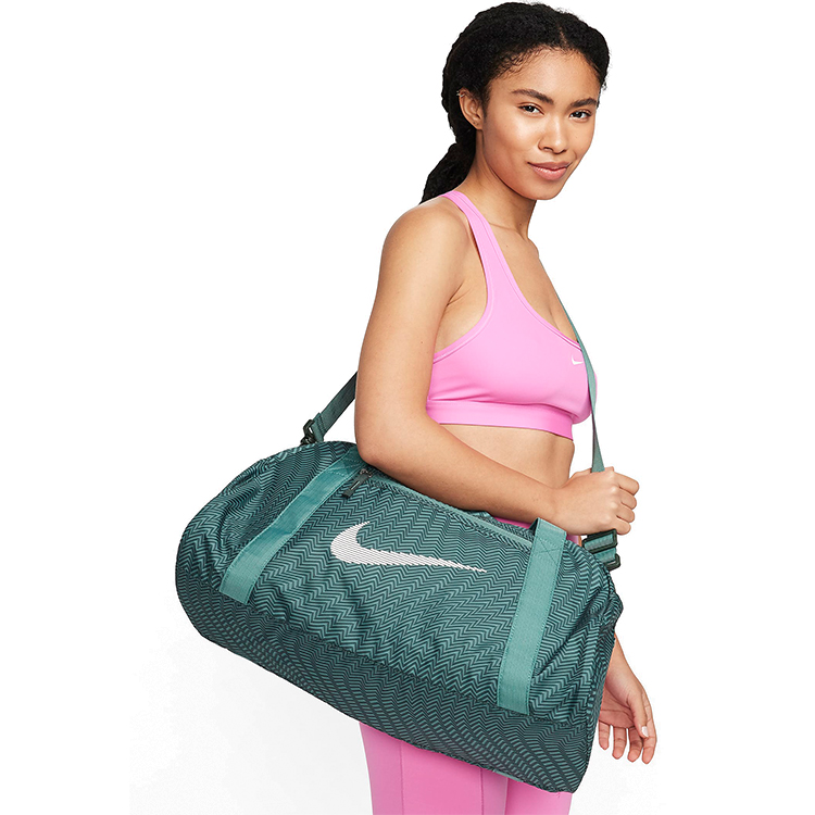 Сумка спортивная  Nike W NK GYM CLUB - AOP ACCELERATE/FN0935-338/Зеленый photo 3