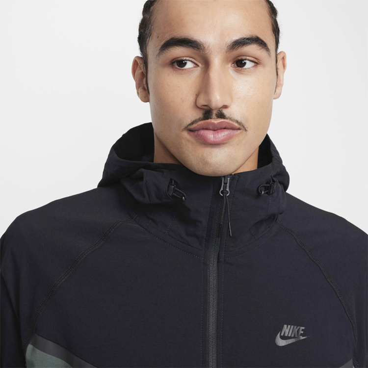 Hanorac pt bărbați Nike M NK TCH WVN WR FZ JKT XL Negru-verde photo 7