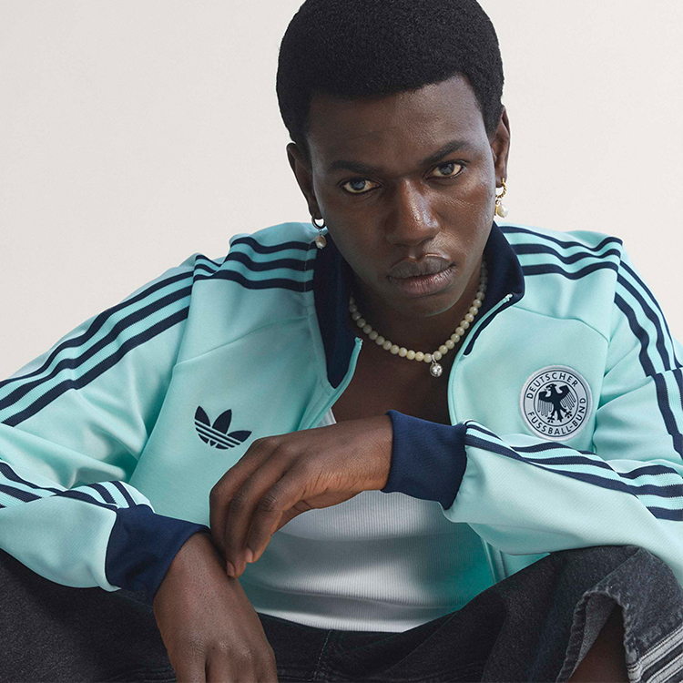 Толстовка Adidas Germany Originals photo 2