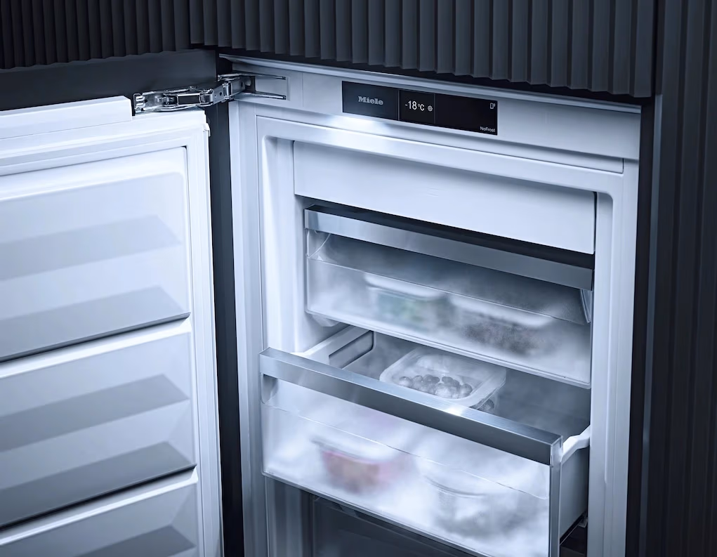 Congelator Miele FNS 7770 E 