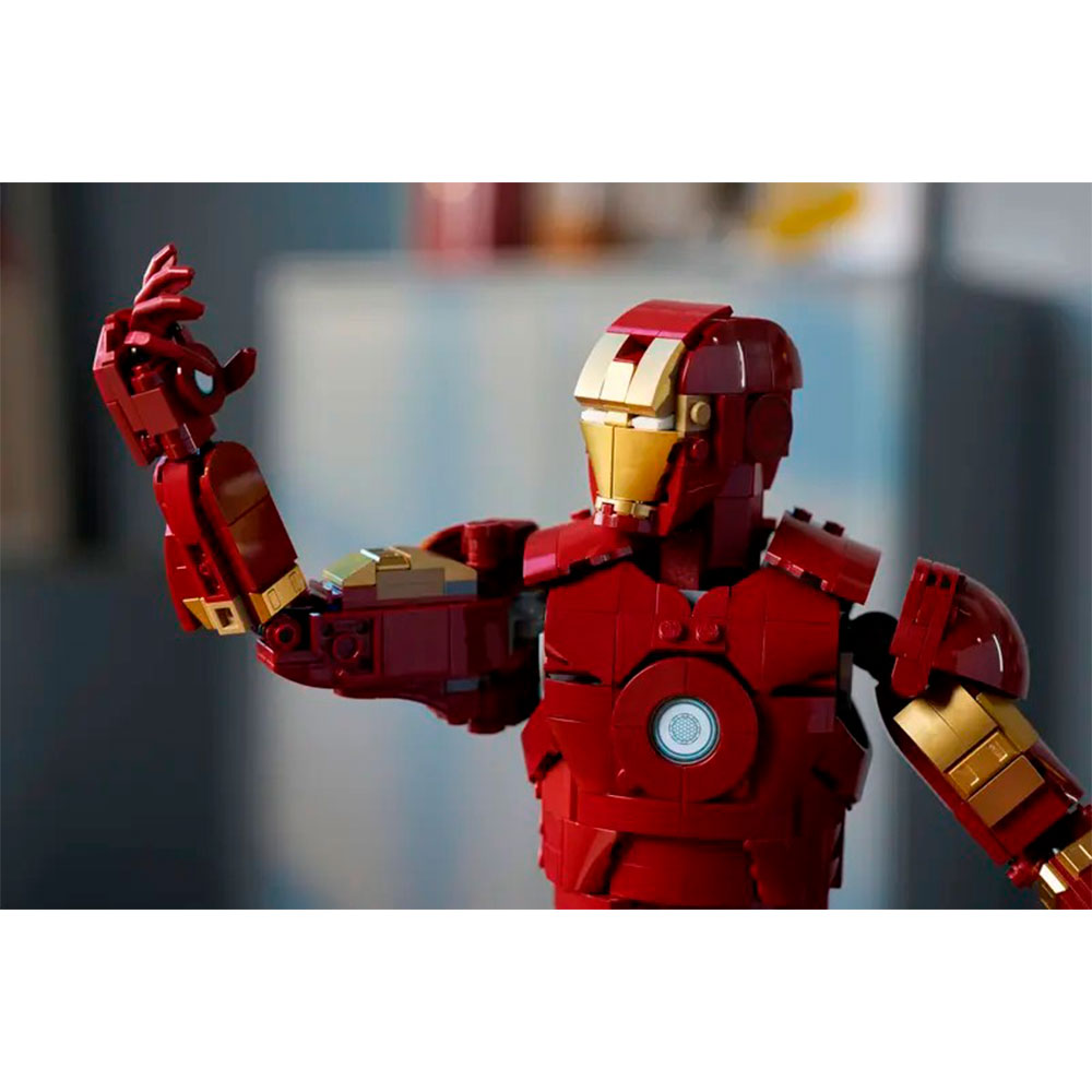 Constructor Lego 76344 photo 12