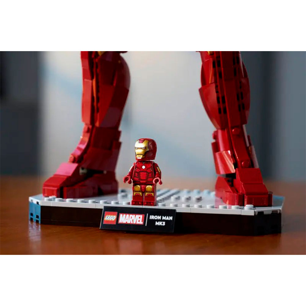 Constructor Lego 76344 photo 13