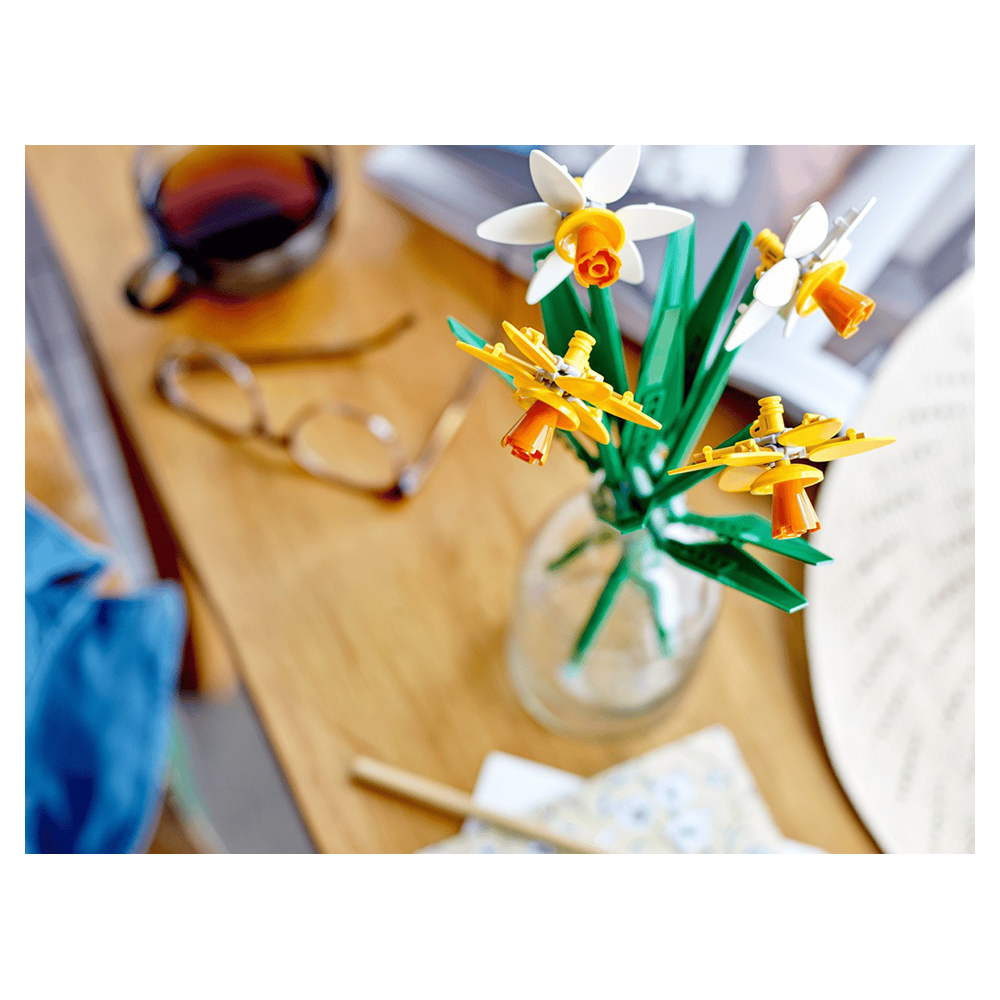 Constructor Lego Botanical Collection Daffodils 40747 de la 8+ ani photo 5
