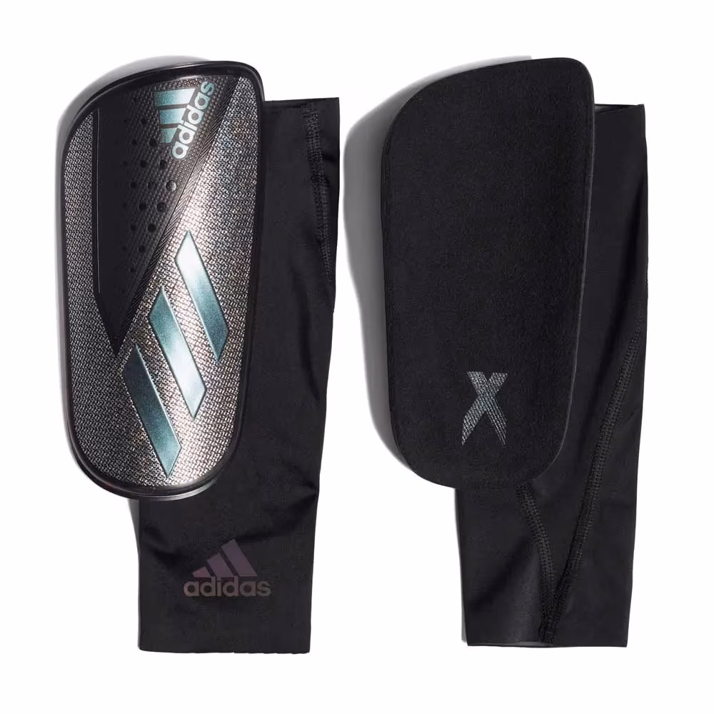 Scuturi Adidas DX7747