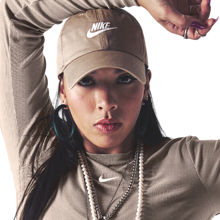 Chipiu Nike U NK CLUB CAP U CB FUT WSH L M/L Maro photo 4