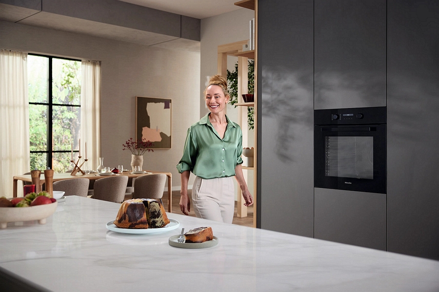 Встраиваемый духовой шкаф Miele H2861BOBSW / 76 л. / A+ / Черный photo 3