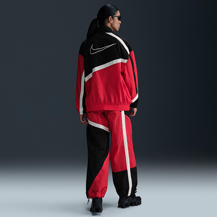 Jacheta Nike W NSW STREET WVN JKT S Rosu Femei photo 6