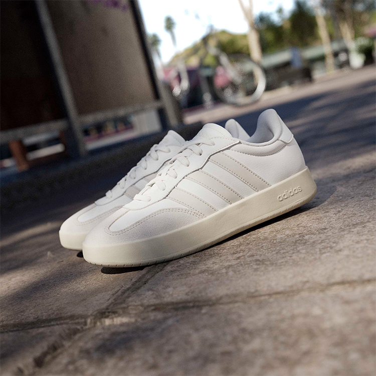 Incaltaminte Sport Adidas BARREDA photo 10