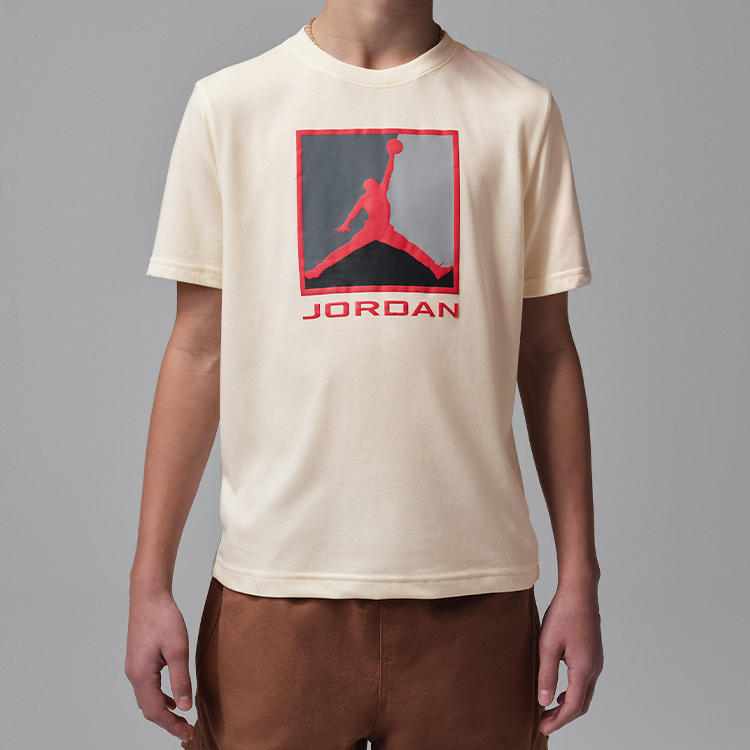 Футболка Nike JORDAN ESSENTIAL