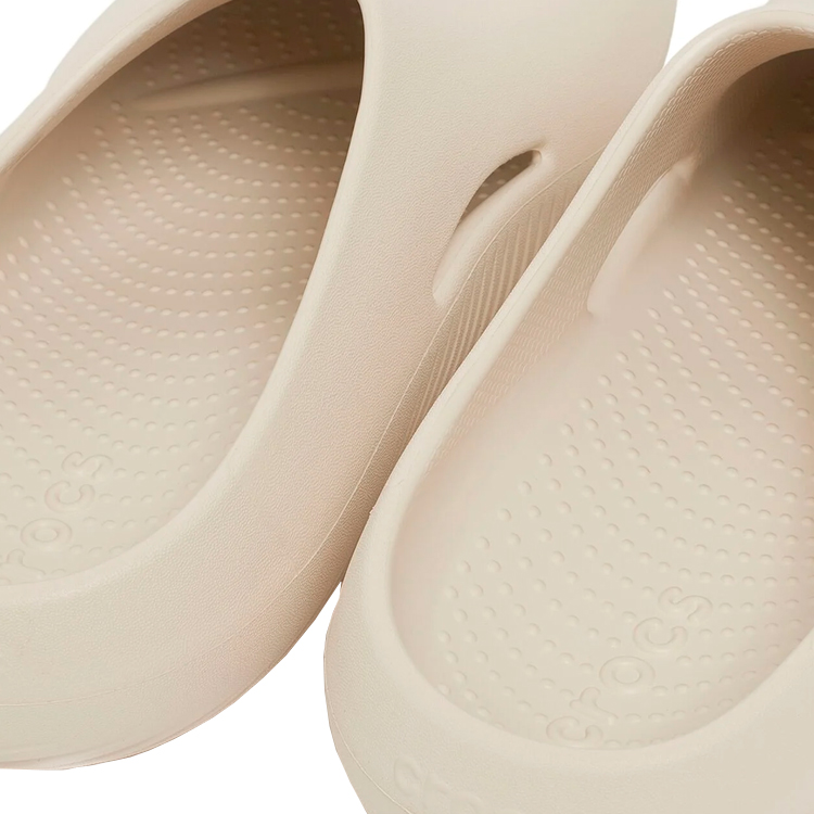Шлепанцы Crocs Mellow Recovery Clog / Женский / 37-38 / Бежевый photo 4