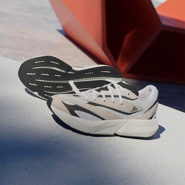 Incaltaminte Sport Adidas LIGHTBLAZE photo 8