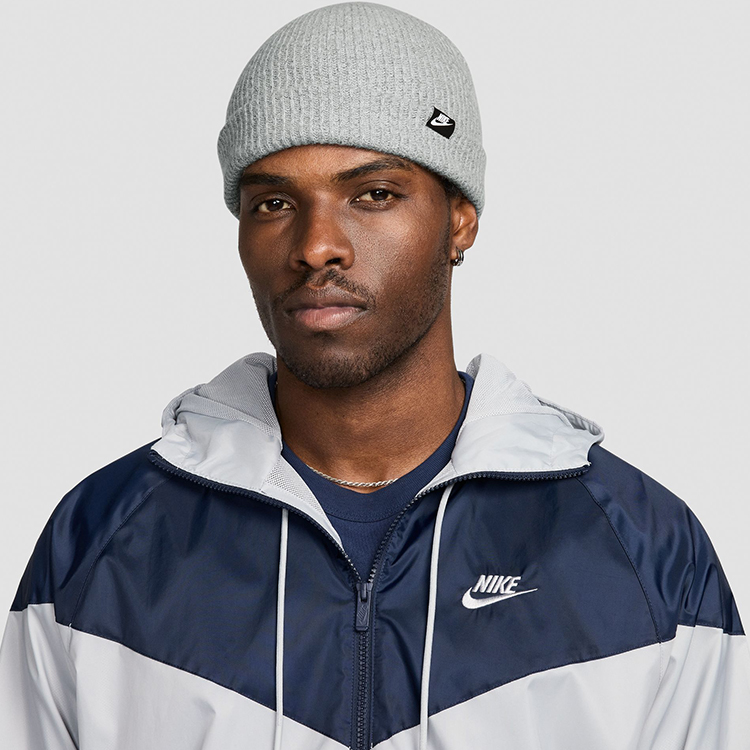 Шапка Nike U NK TERRA BEANIE SC FUT365 L photo 1