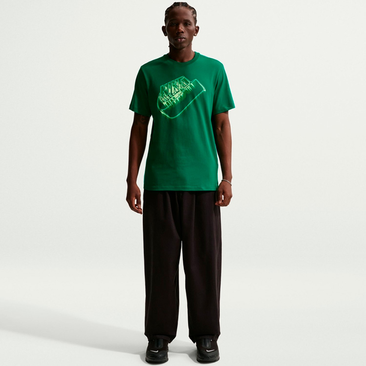 Футболка Nike Sportswear photo 2