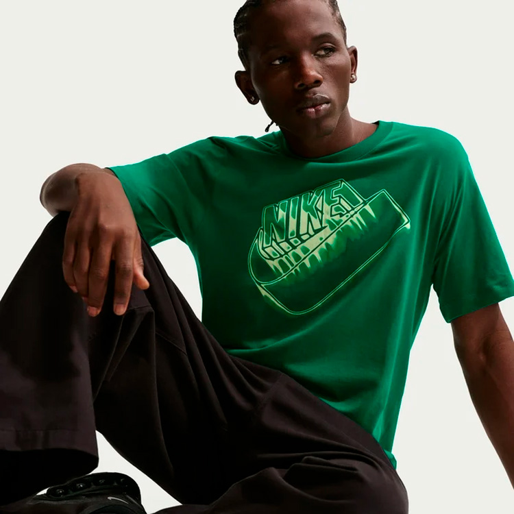 Футболка Nike Sportswear photo 7