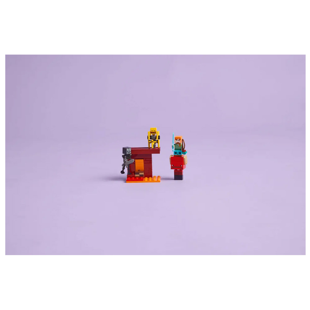 Конструктор Lego Minecraft The Nether Lava Battle 21266  от 6+ лет photo 7