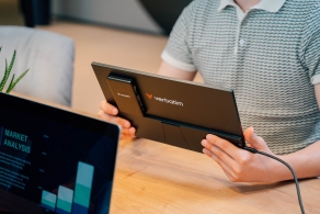 14.0” Портативный сенсорный монитор VERBATIM Light 14”  / 6ms / Black thumbnav 4