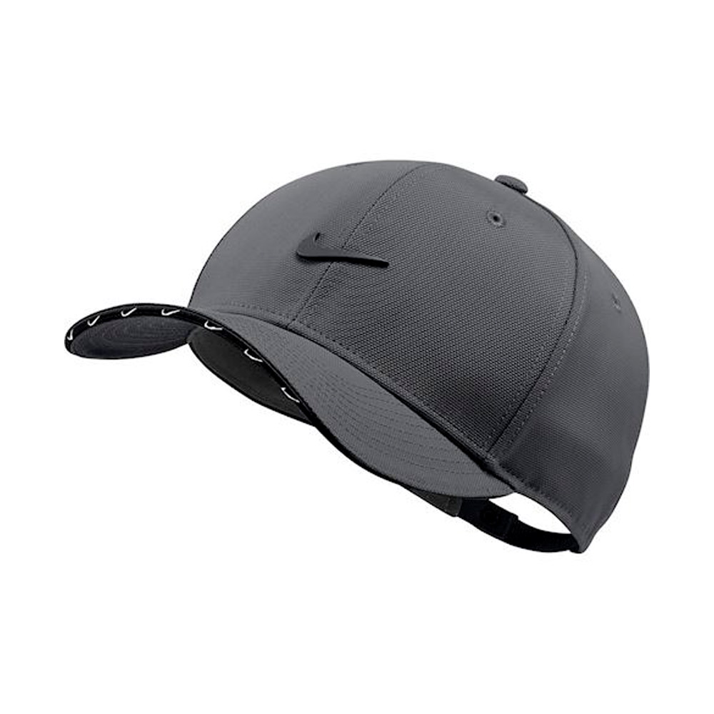 Кепка Nike U NSW CLC99 CAP SWOOSH photo Кепка Nike U NSW CLC99 CAP SWOOSH photo