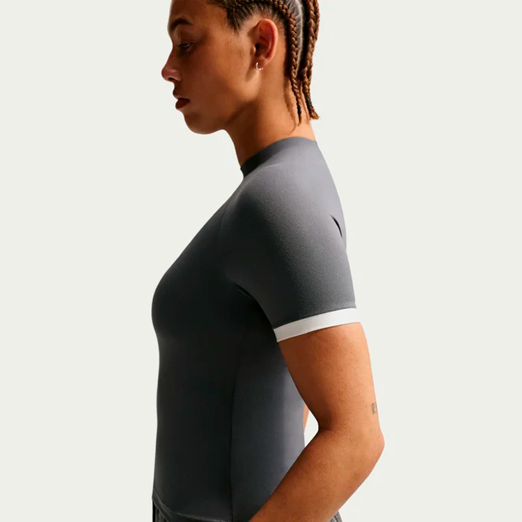 Футболка Nike Sportswear photo 6