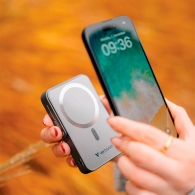 Внешний аккумулятор Verbatim Charge n Go Wireless with Stand 10000mAh Grey thumbnav 5