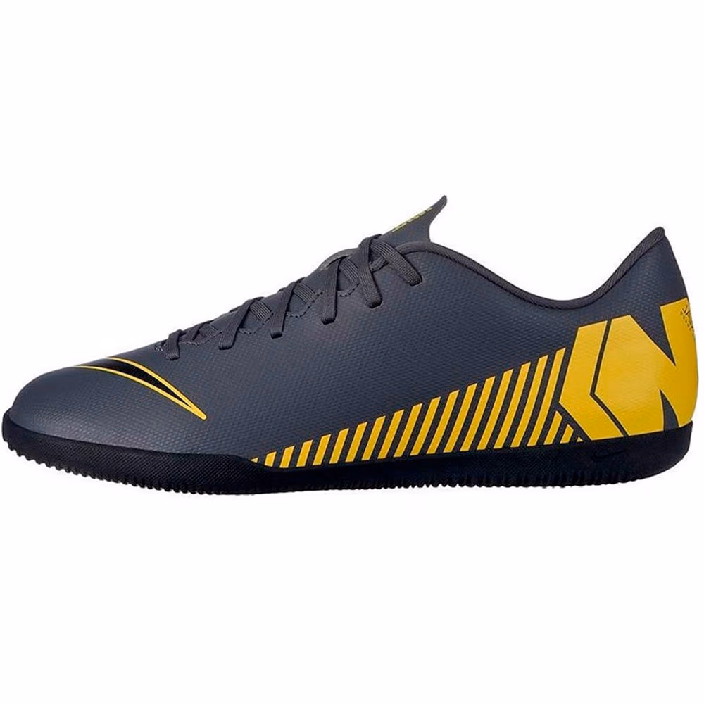 Ghete p/u fotbal Nike VAPOR 12 CLUB IC