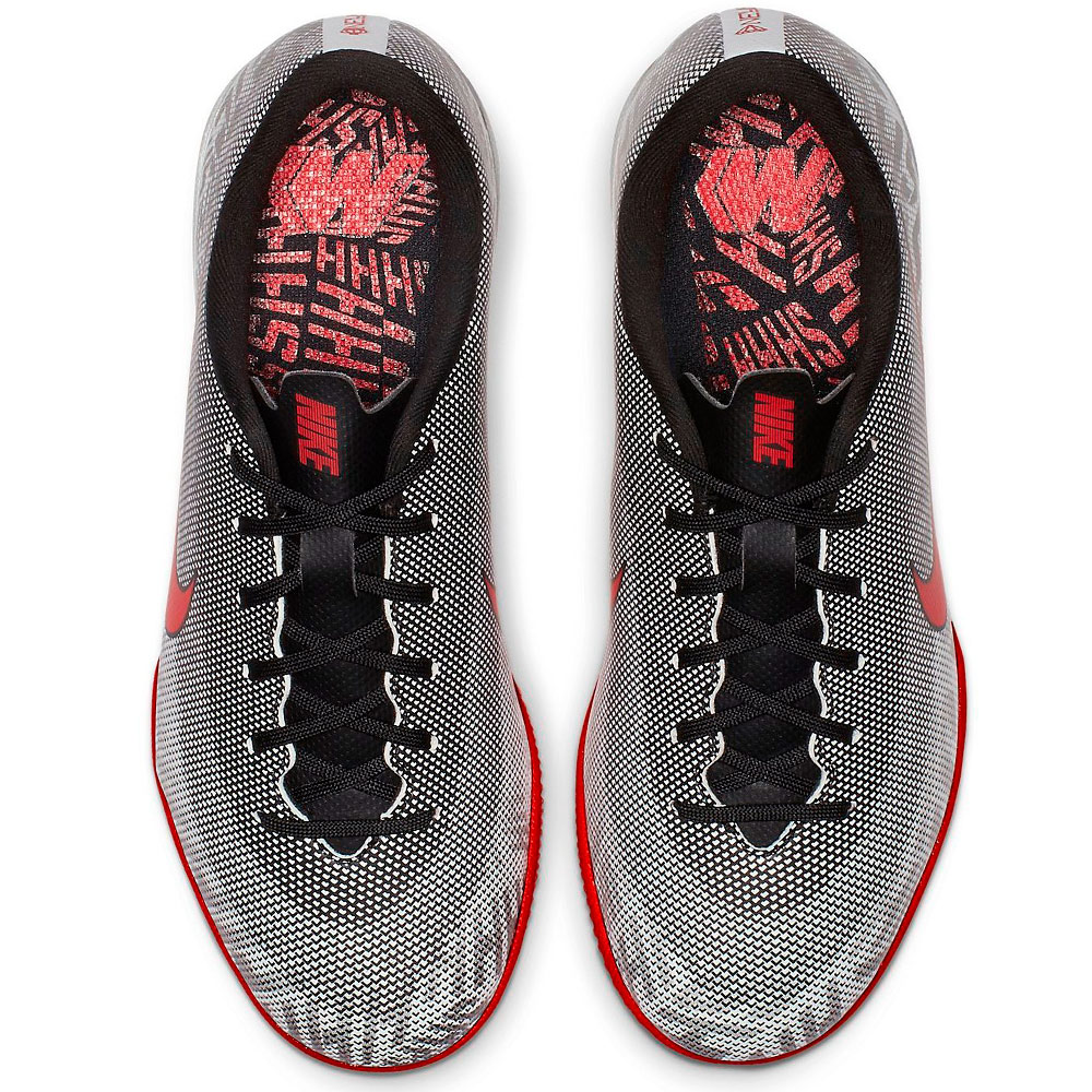 Бутсы Nike JR VAPOR 12 ACADEMY GS NJR IC / Мужской / 33 / Белый/Черный/Красный photo 2