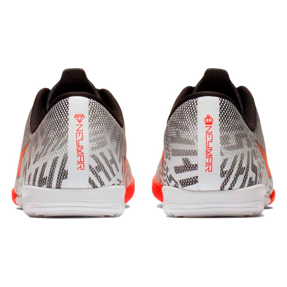 Бутсы Nike JR VAPOR 12 ACADEMY GS NJR IC / Мужской / 33 / Белый/Черный/Красный photo 3