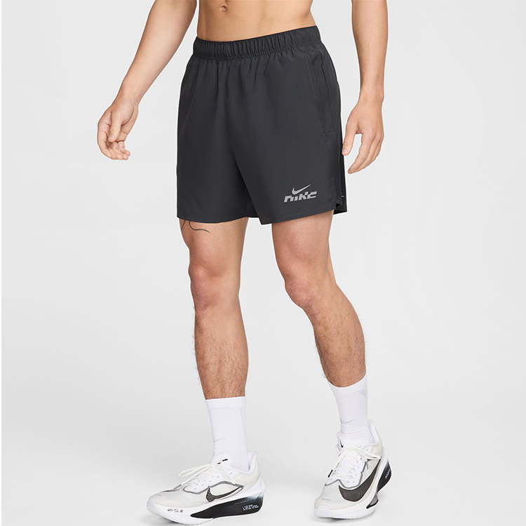 Шорты Nike Challenger Flash