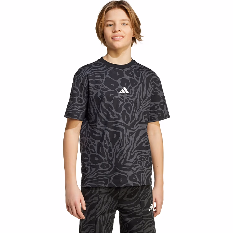 Футболка Adidas FUTURE ICONS 