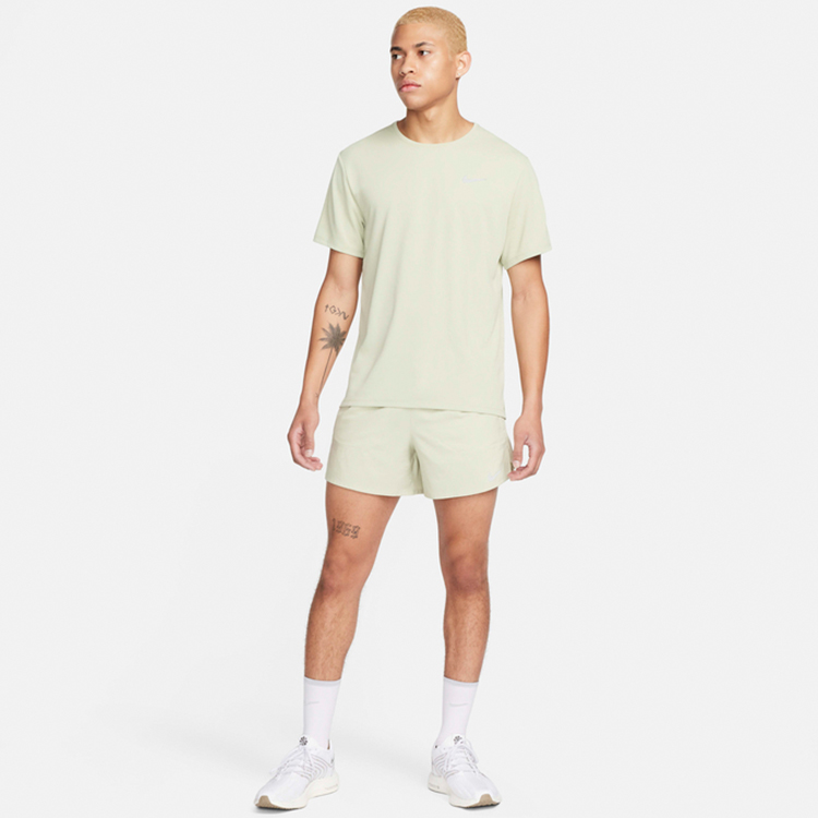 Sorti de bărbați Nike M NK DF STRIDE SHRT 5IN BF 2XL Maslin photo 2