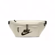 Сумка на пояс Nike NK TECH HIP PACK