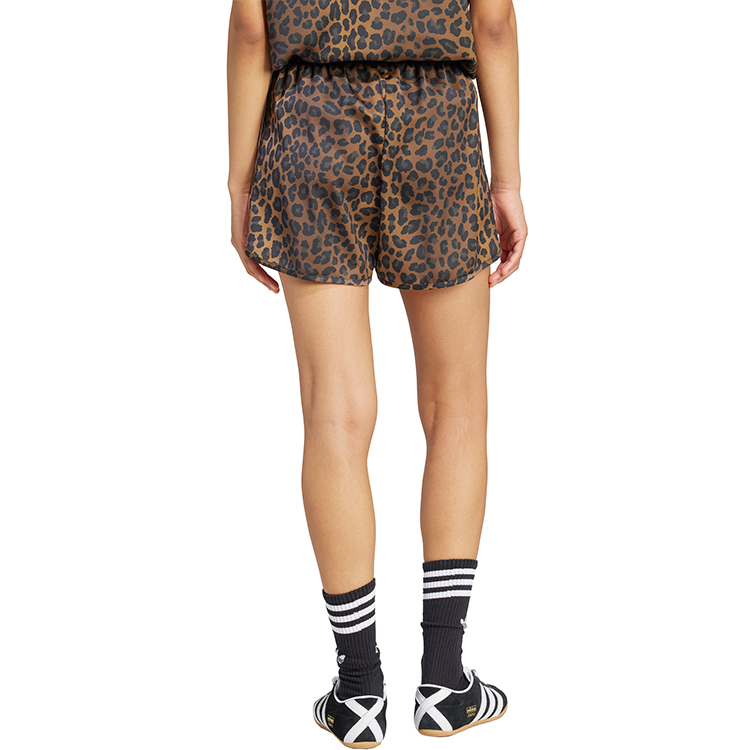 Sorti Adidas STN SHORTS S Multicolor Femei photo 3