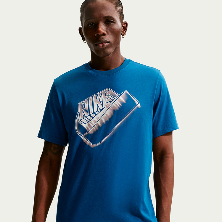 Футболка Nike Sportswear