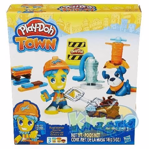 Play-Doh B3411 Town Figure And Pet Ast 